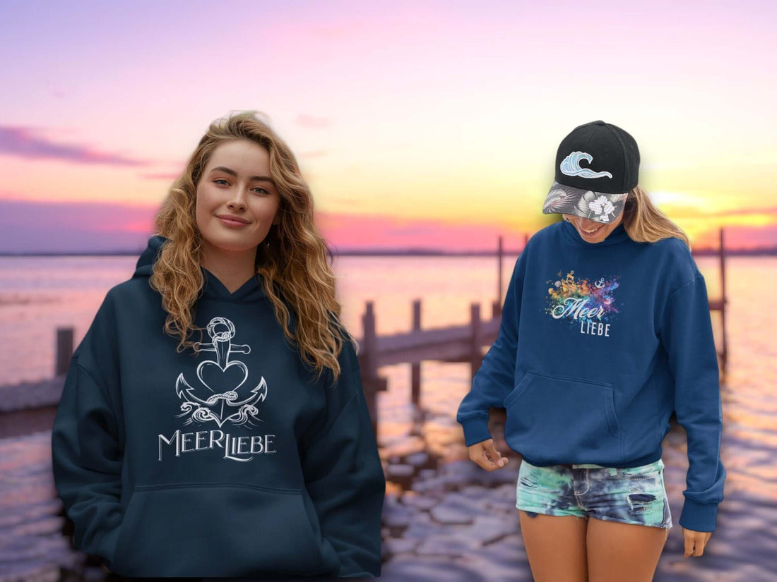 Junge Frau trägt Meerliebe Hoodie