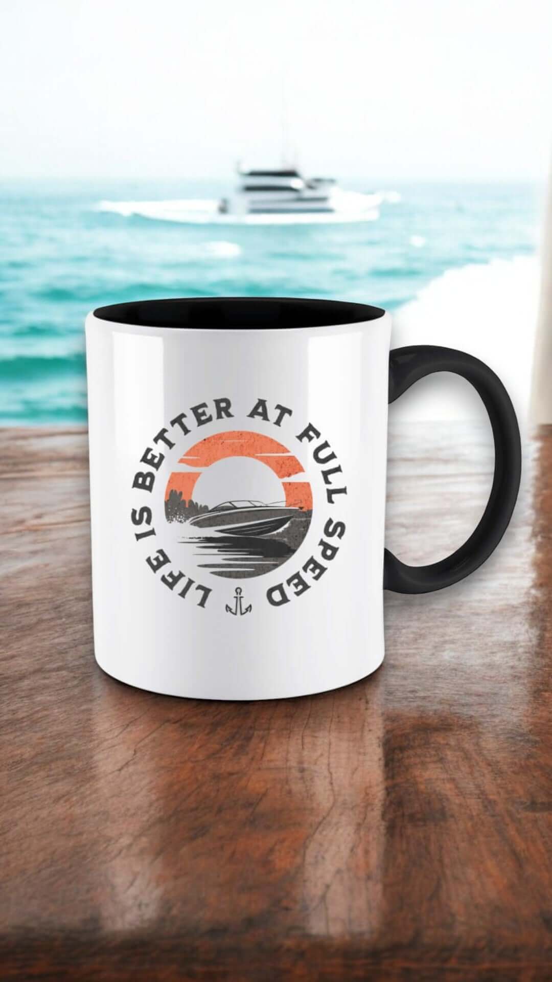 eine Geschenkidee, eine Tasse mit einem maritimen Sportboot Motiv